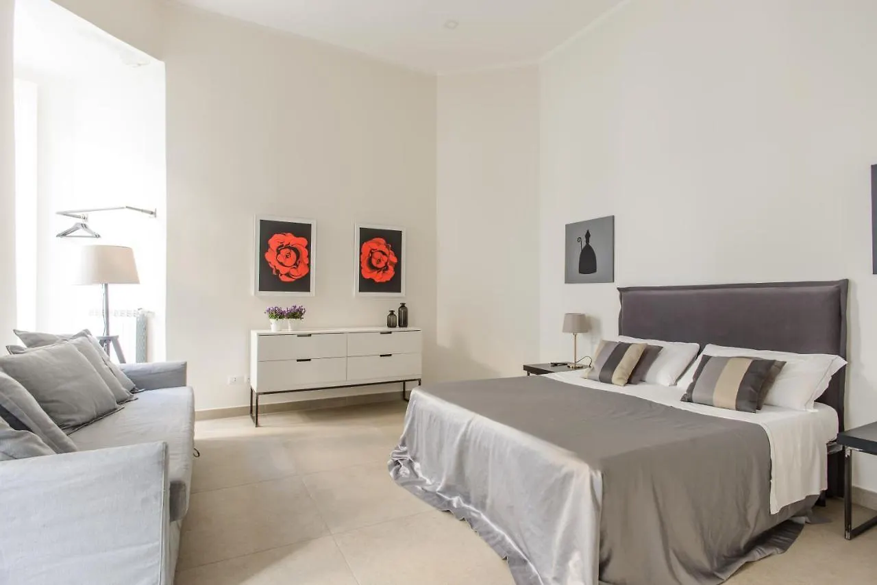 Le Mummarelle 64 Apartment Naples Italy